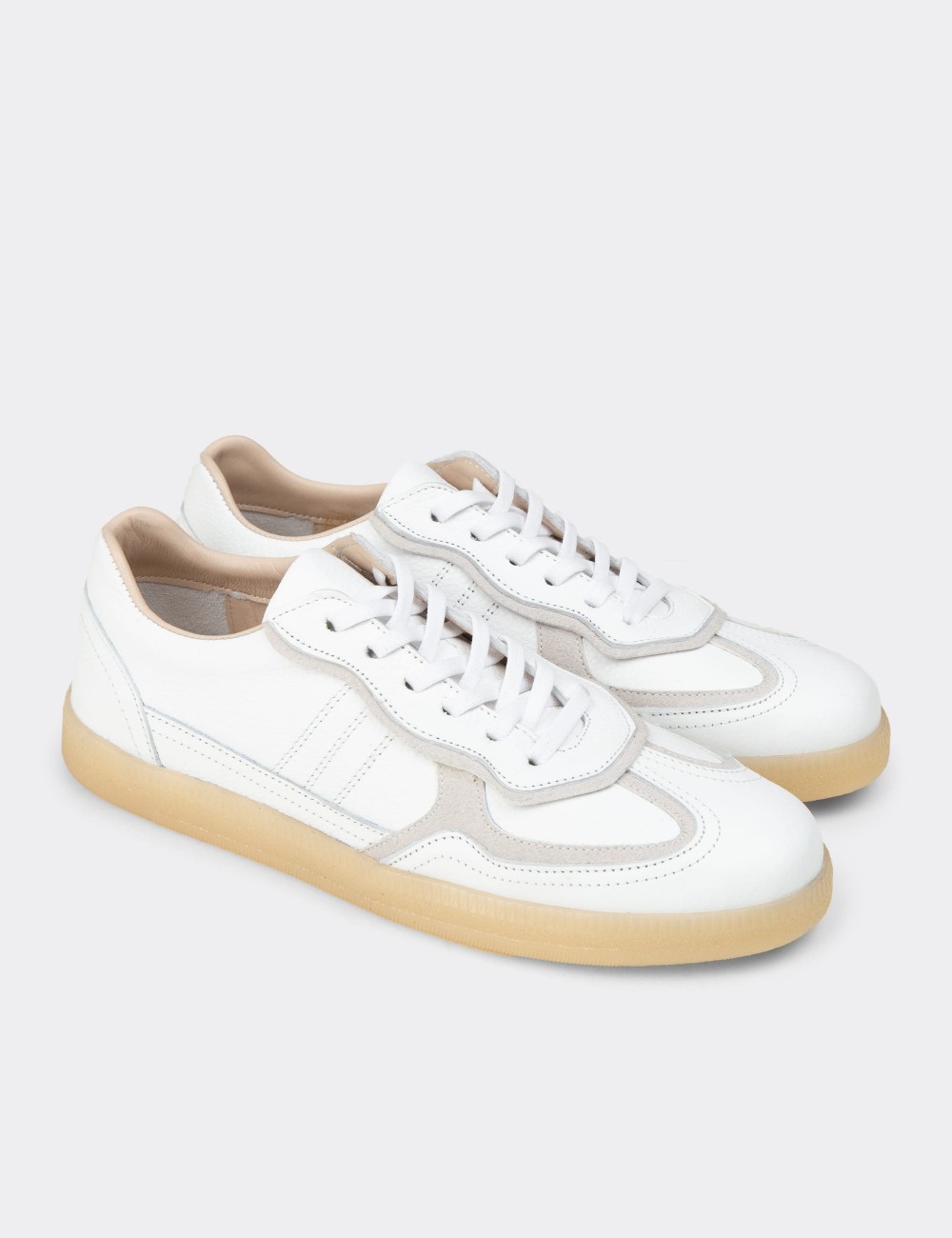 Women's Minimalist White Leather Sneakers - R2601ZBYZC01