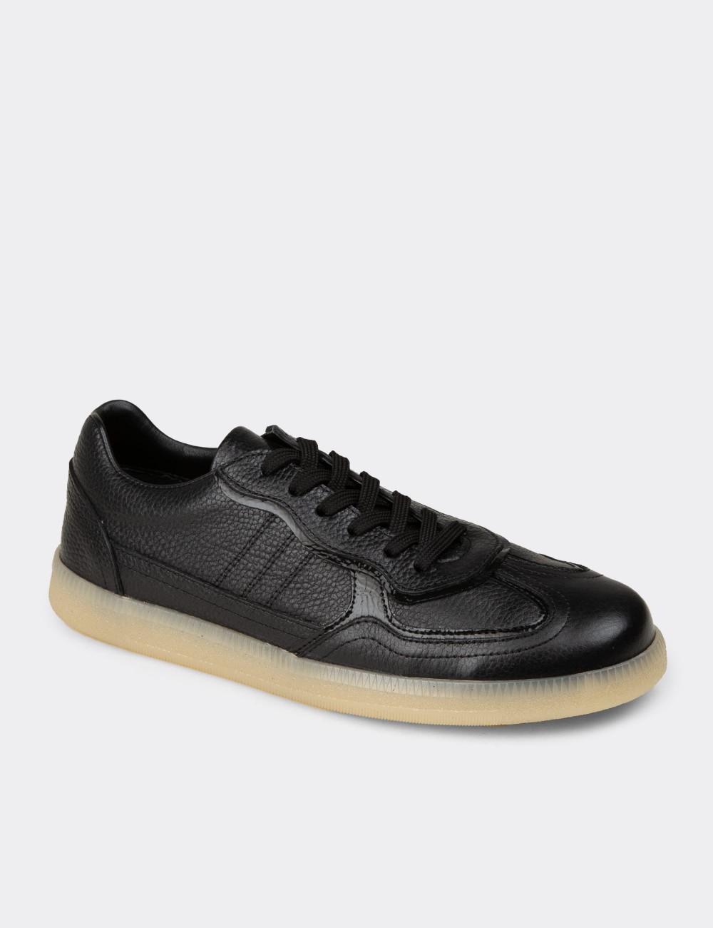 Women's Black Leather Minimalist Sneakers - R2601ZSYHC01