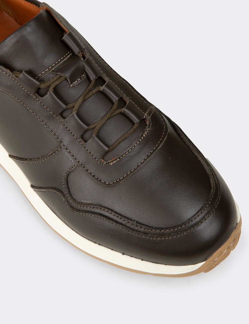 Men's Khaki Leather Sneakers - E8210MHAKE01