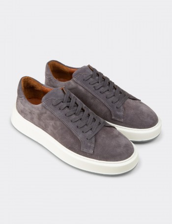 Men's Gray Suede Sneakers