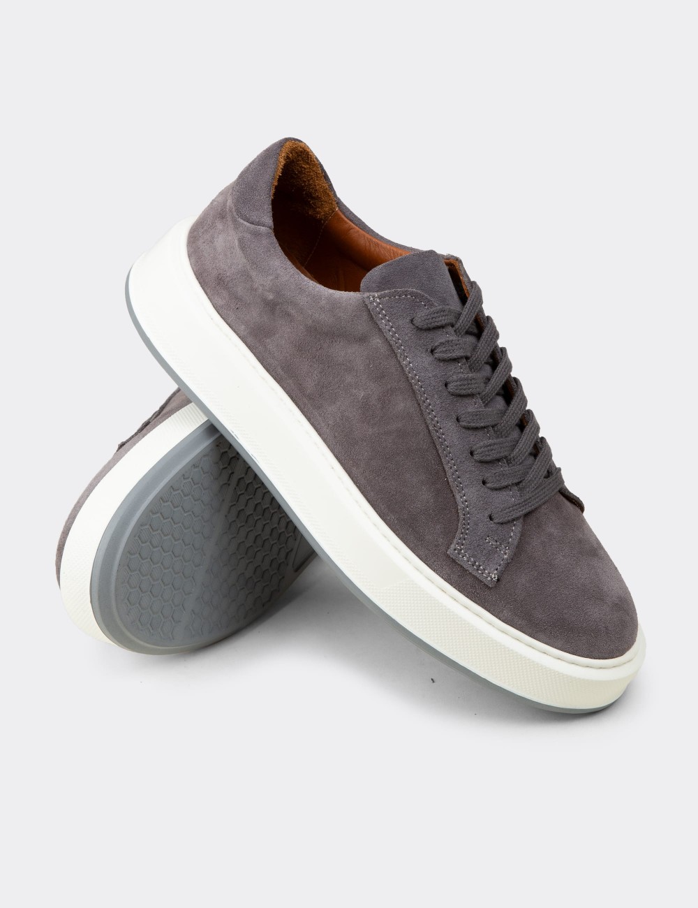 Men's Gray Suede Sneakers - E4182MGRIE01