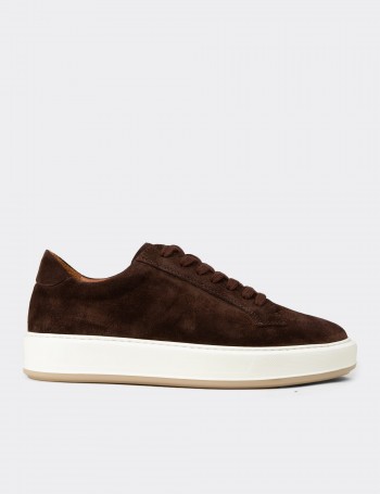 Men's Brown Suede Athletic Shoes