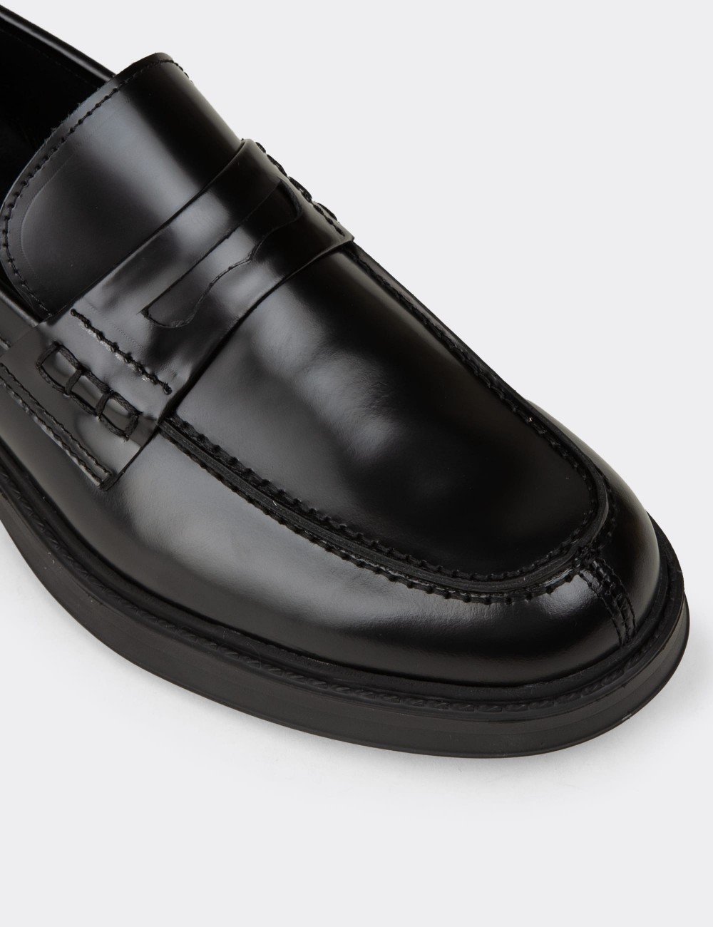 Men's Black Florantic Leather Loafers - 02021MSYHC03