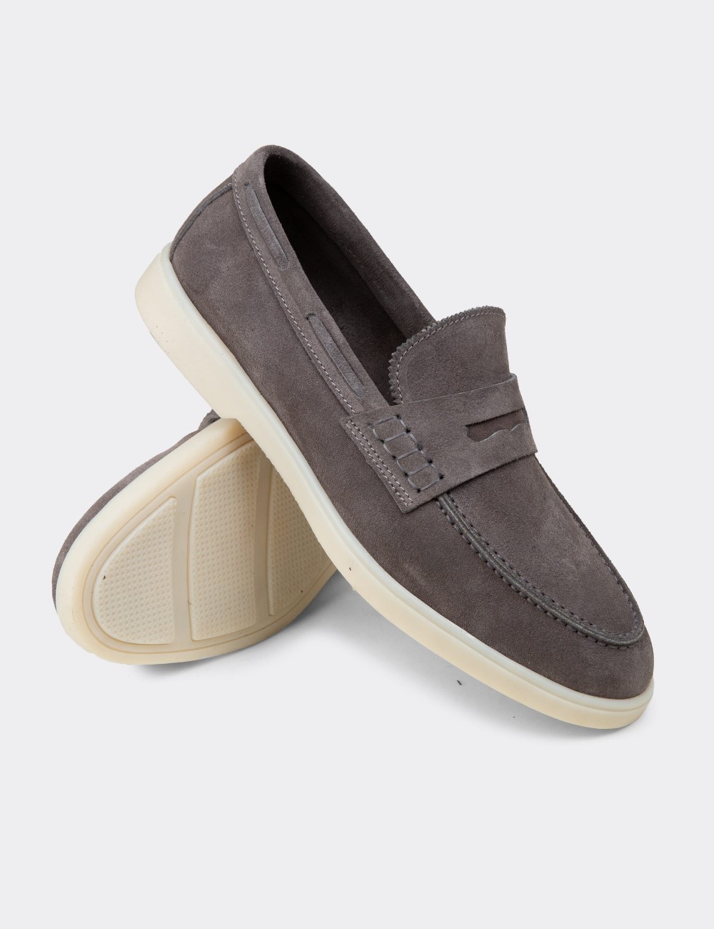 Men's Gray Suede Leather Loafers - 02028MGRIC01