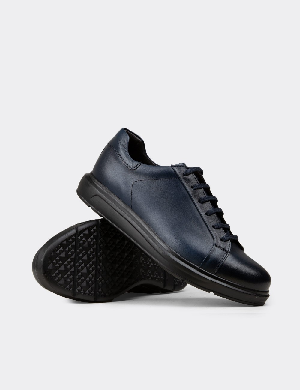 Men's Navy Leather Casual Lace-up Shoes - 02018MLCVP01