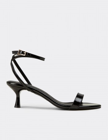 Women's Black Simple Strappy Heeled Sandals - K7110ZSYHM03