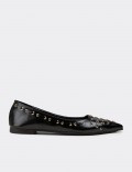Women’s Black Flat Shoes