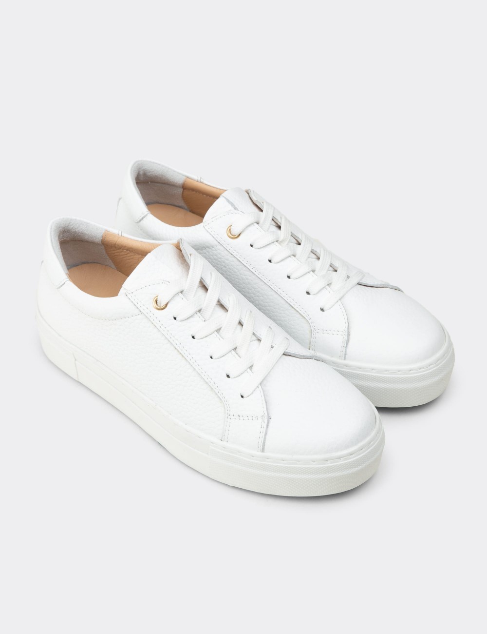 Women's White Leather Sneakers - R2571ZBYZC01