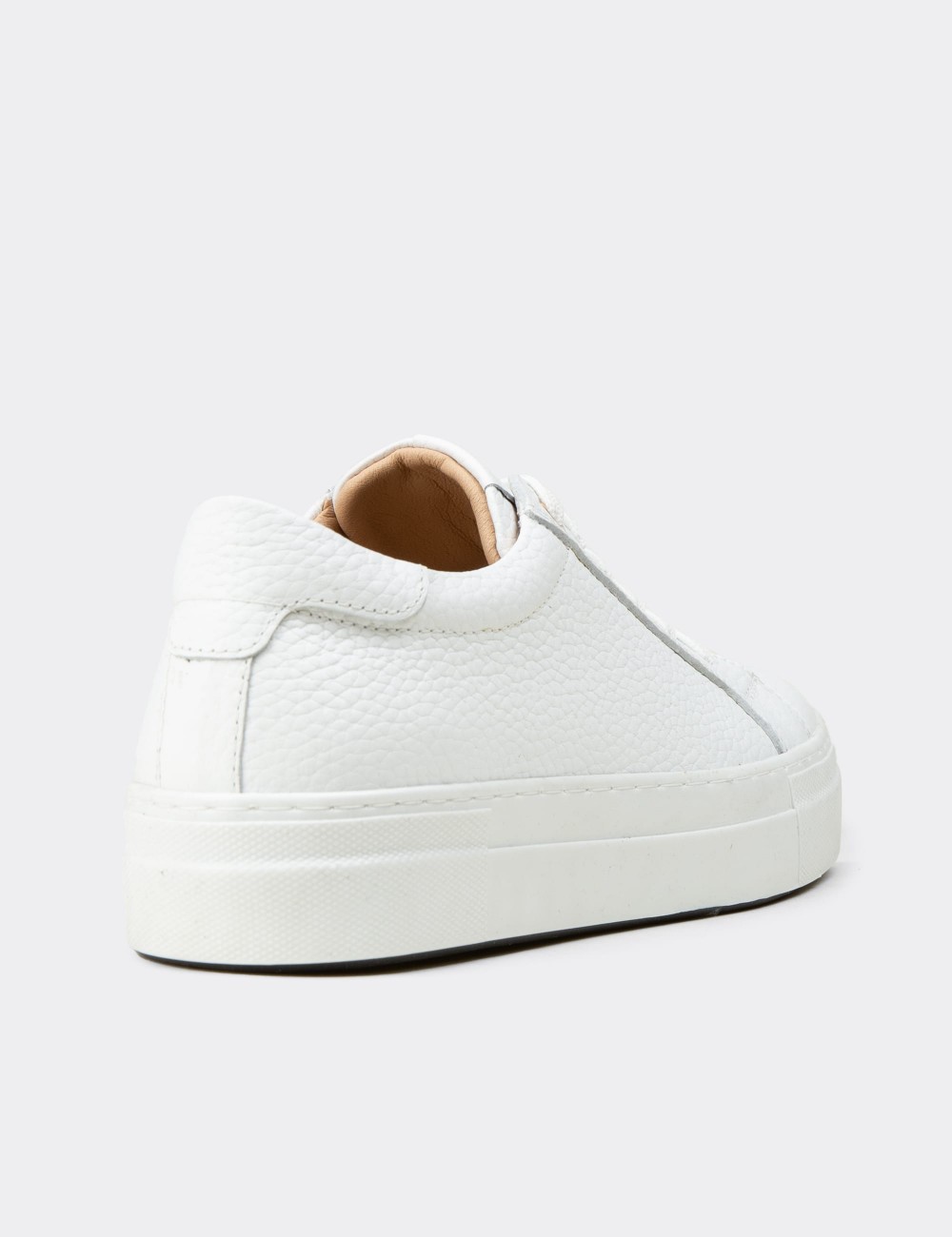 Women's White Leather Sneakers - R2571ZBYZC01