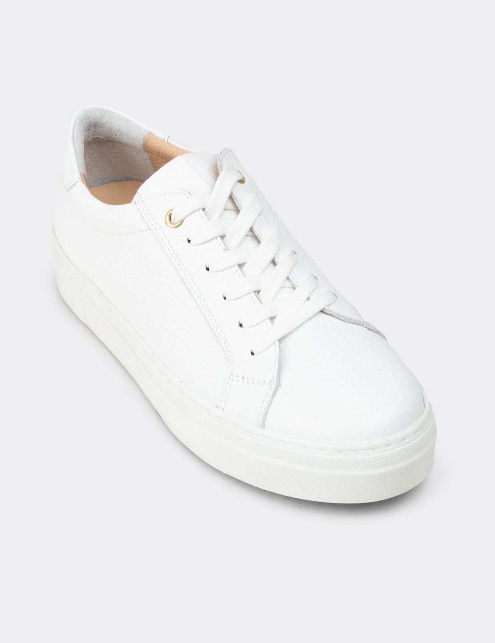 Women's White Leather Sneakers - R2571ZBYZC01