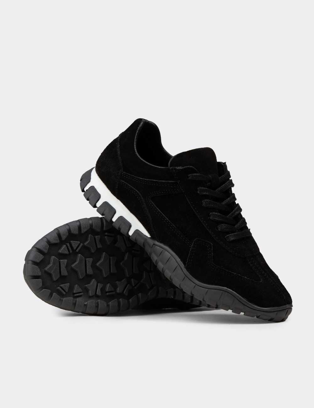 Women's Black Suede Sneakers - M5102ZSYHC01
