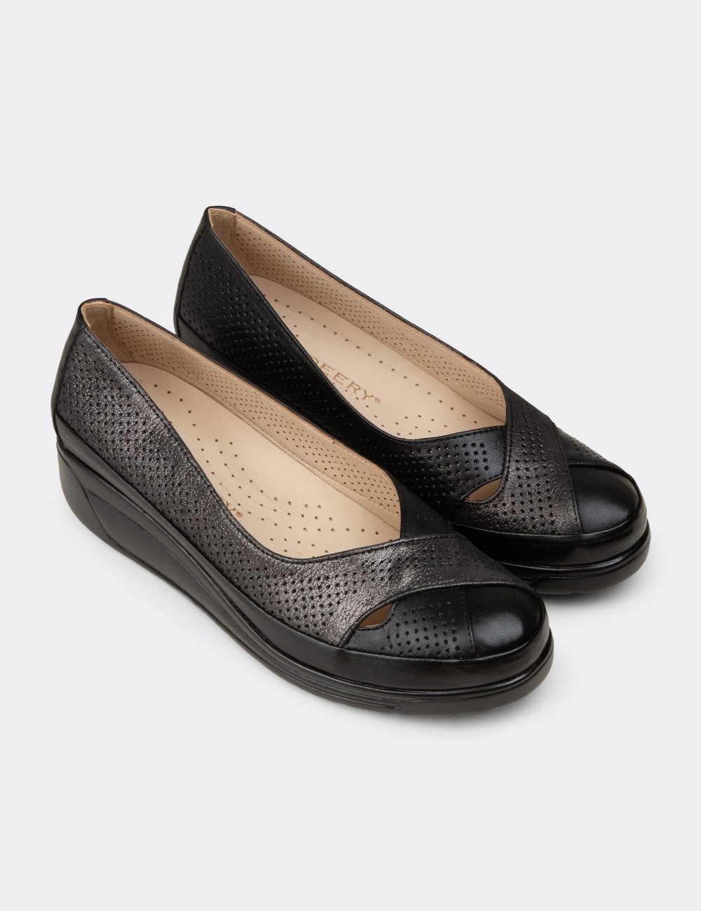 Women's Black Leather Comfort Wedge Flats - N1051ZSYHC01
