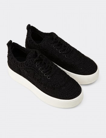 Women's Black Sneakers