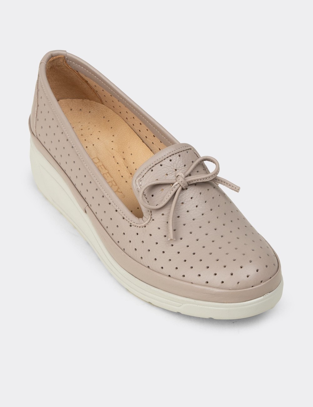 Women's Beige Leather Wedge Slip-On - N3502ZBEJC01