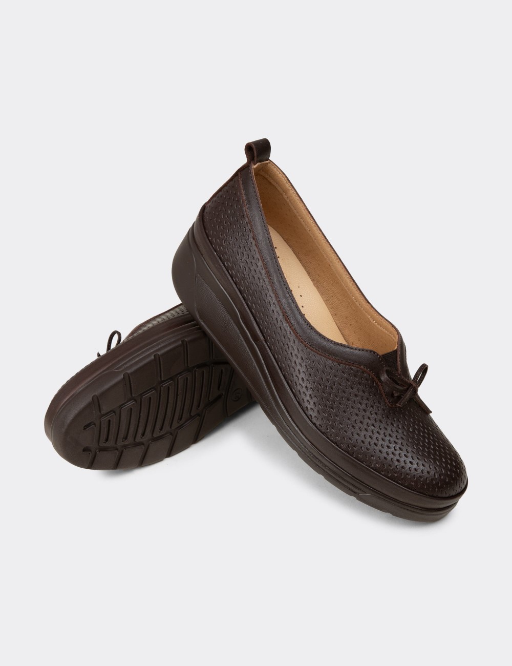 Women's Brown Leather Wedge Slip-On - N3711ZKHVC01