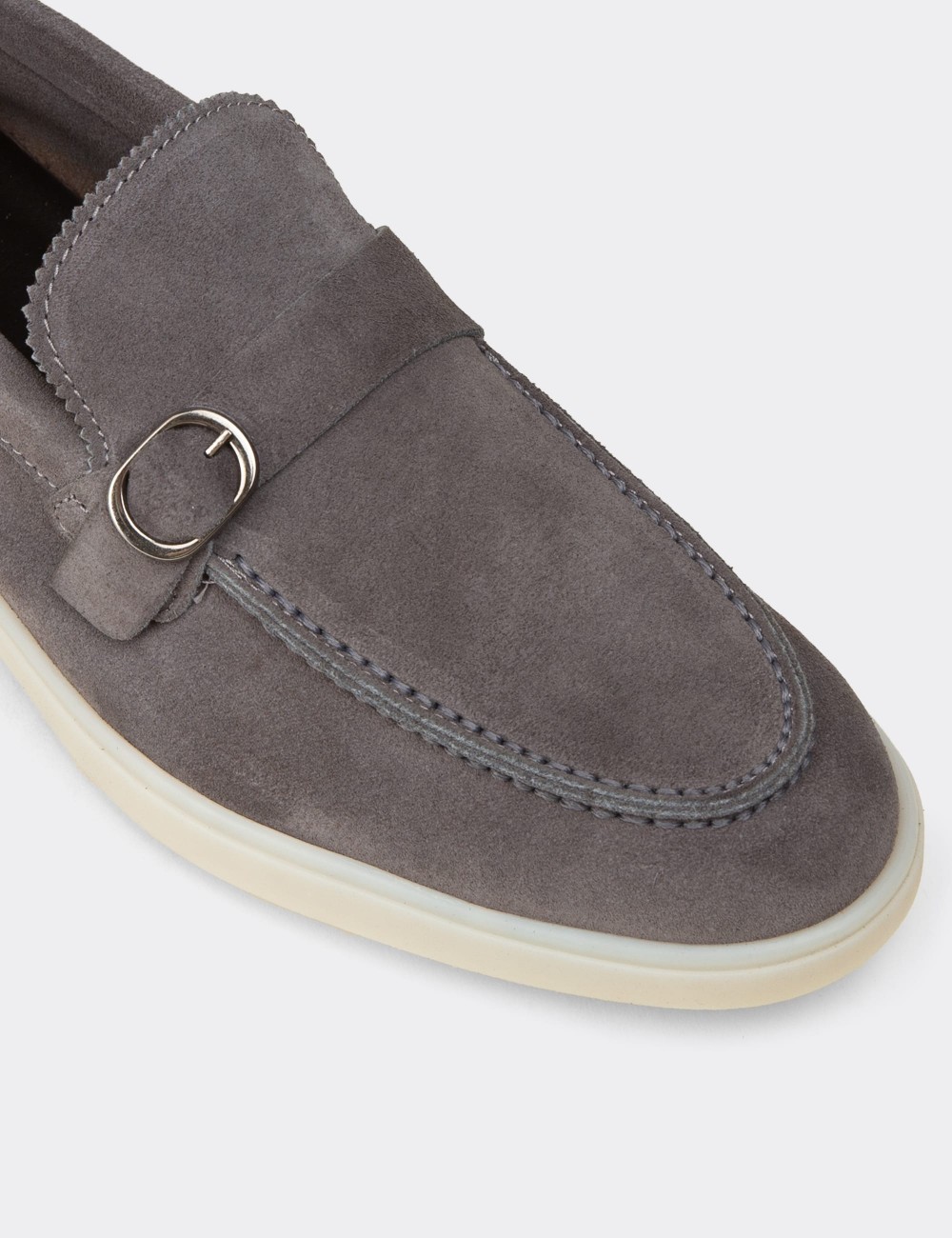 Men's Gray Suede Leather Buckle Loafers - 02031MGRIC01