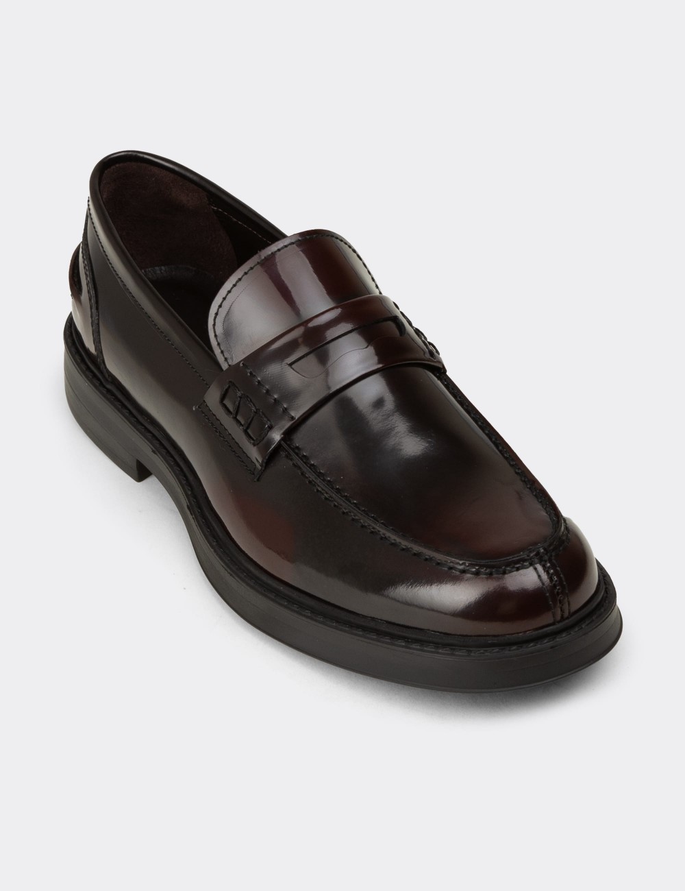 Men's Burgundy Leather Loafers - 02021MBRDC03