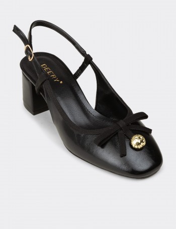 Women's Black Slingback Pumps