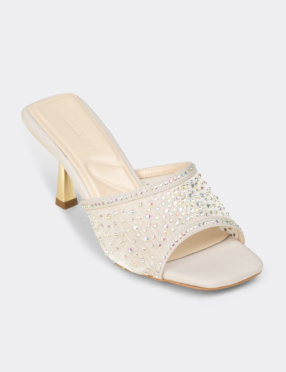 Women's Embellished Beige Mule Sandal - K1231ZBEJM01