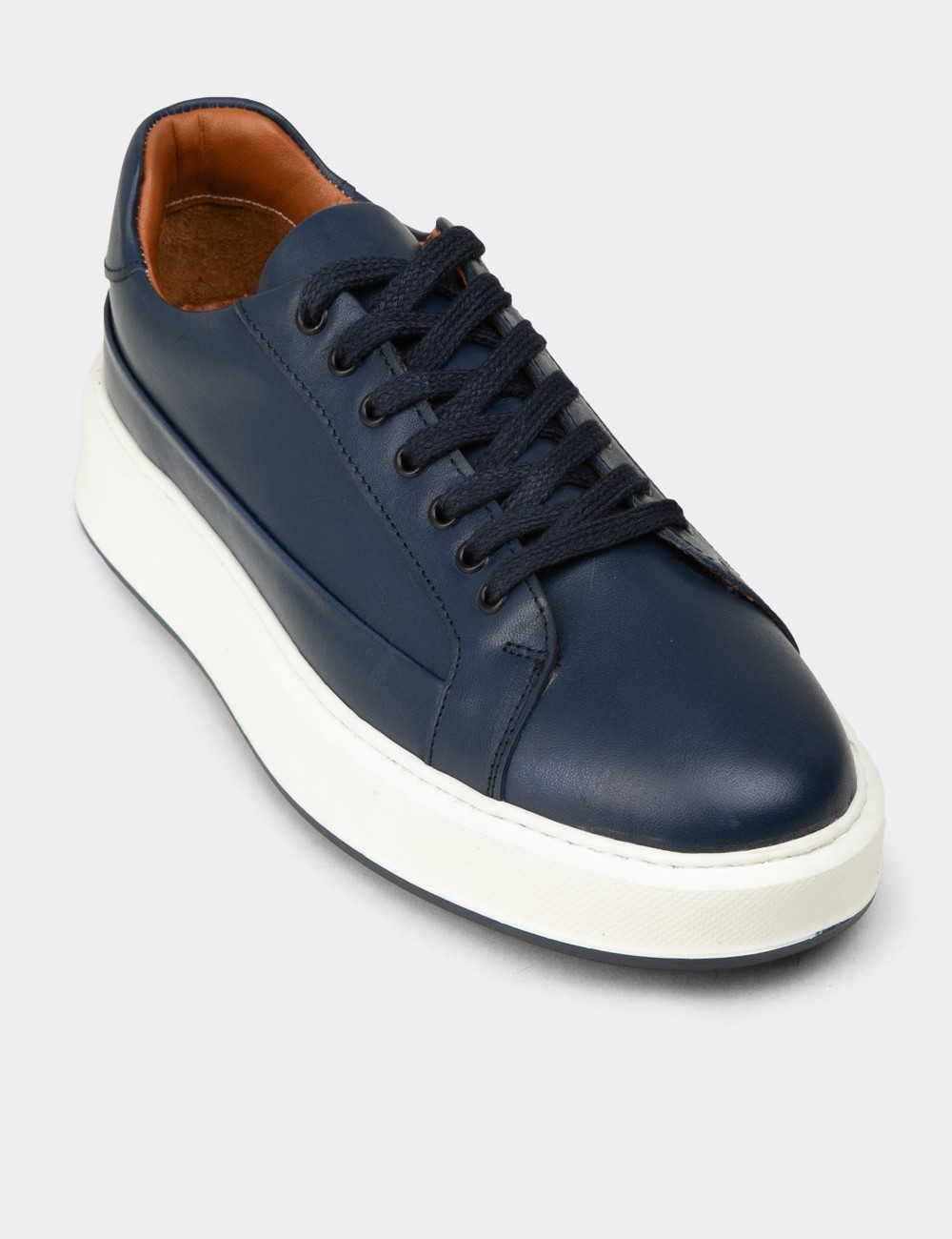 Men's Navy Leather Sneakers - E4482MLCVC01