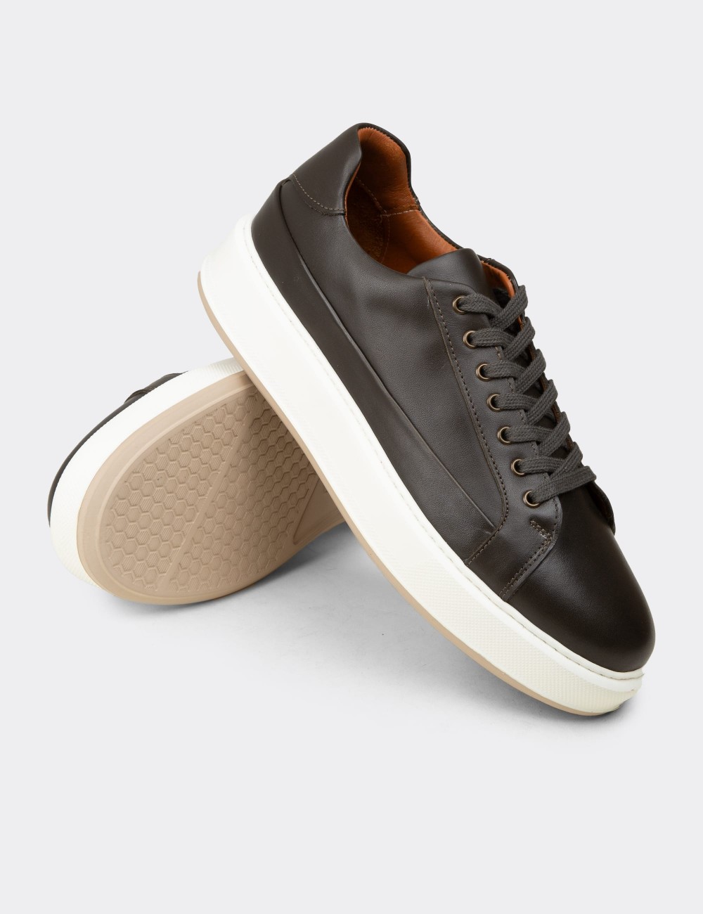 Men's Khaki Leather Sneakers - E4482MHAKC01