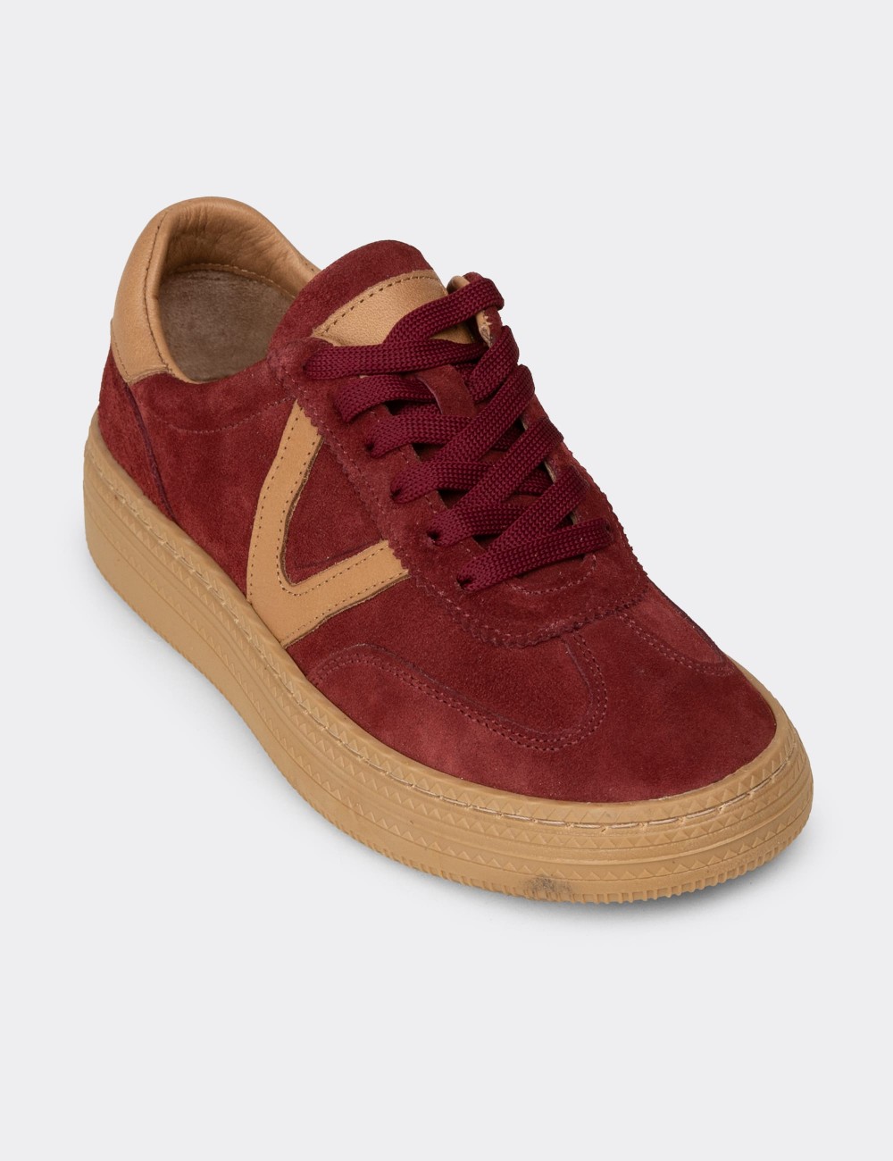 Women's Burgundy Suede Sneakers - N0170ZBRDC01