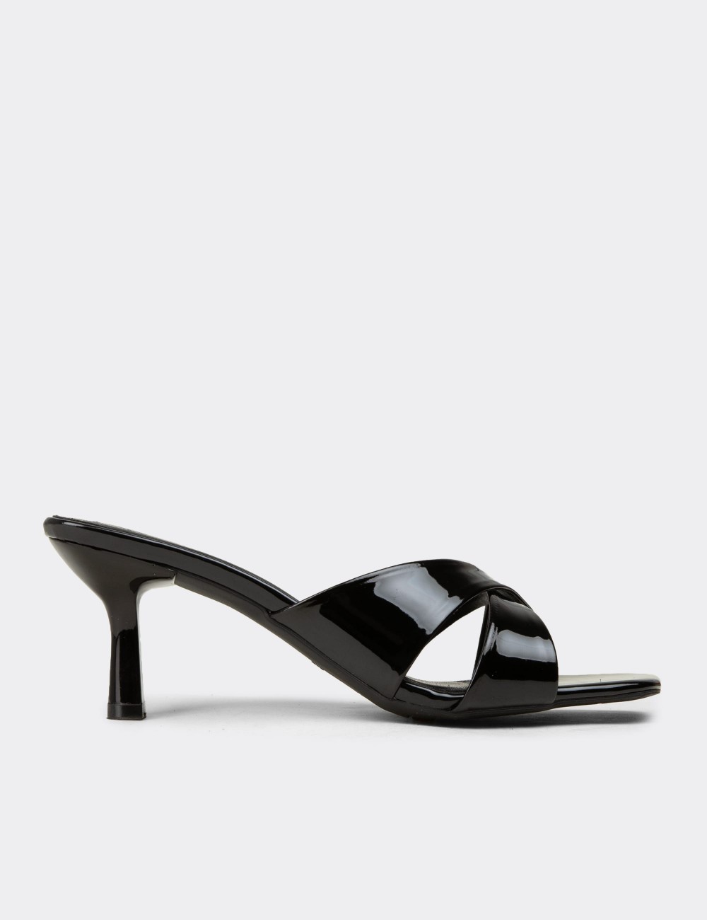 Women's Black Patent Heeled Slide Sandals - K7773ZSYHM01
