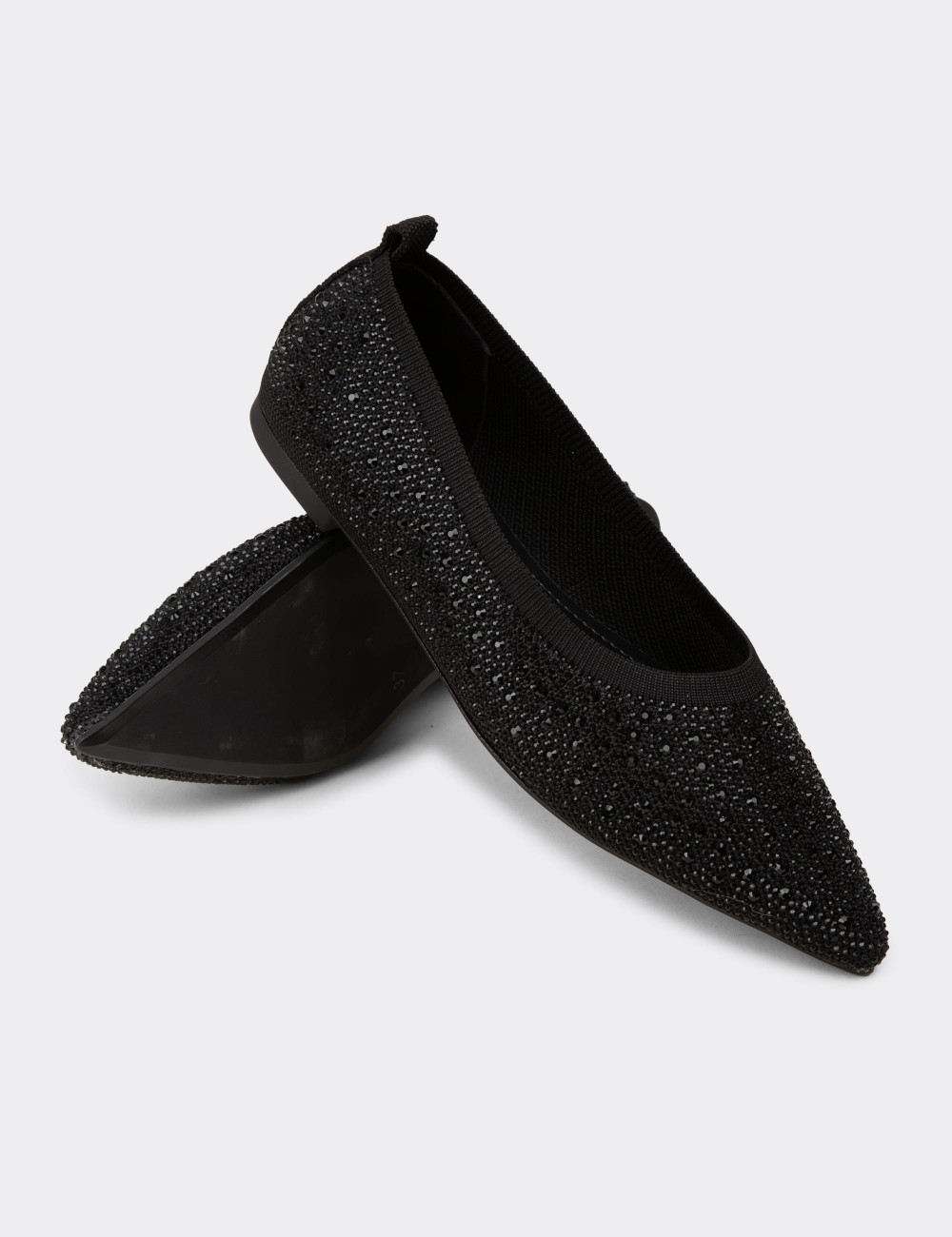 Women's Black Stone-Embellished Flats - K4205ZSYHC01