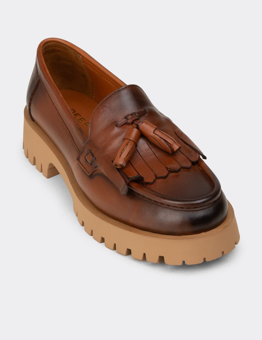 Women's Tan Leather Loafers with Tassels - 02033ZTBAC02