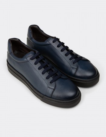 Men's Navy Leather Sneakers