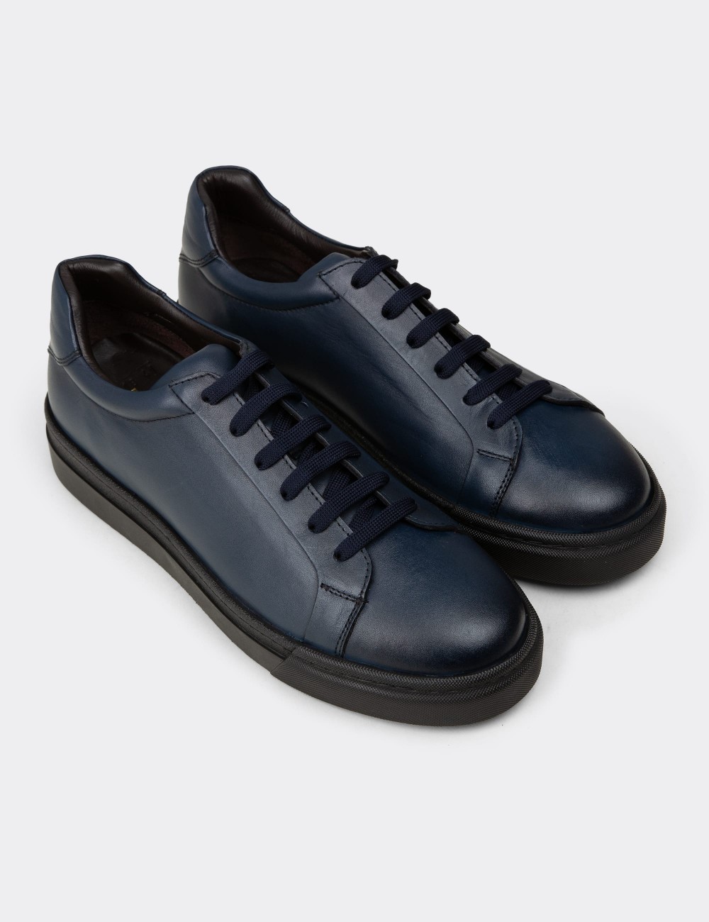 Men's Navy Leather Sneakers - 02018MLCVC02