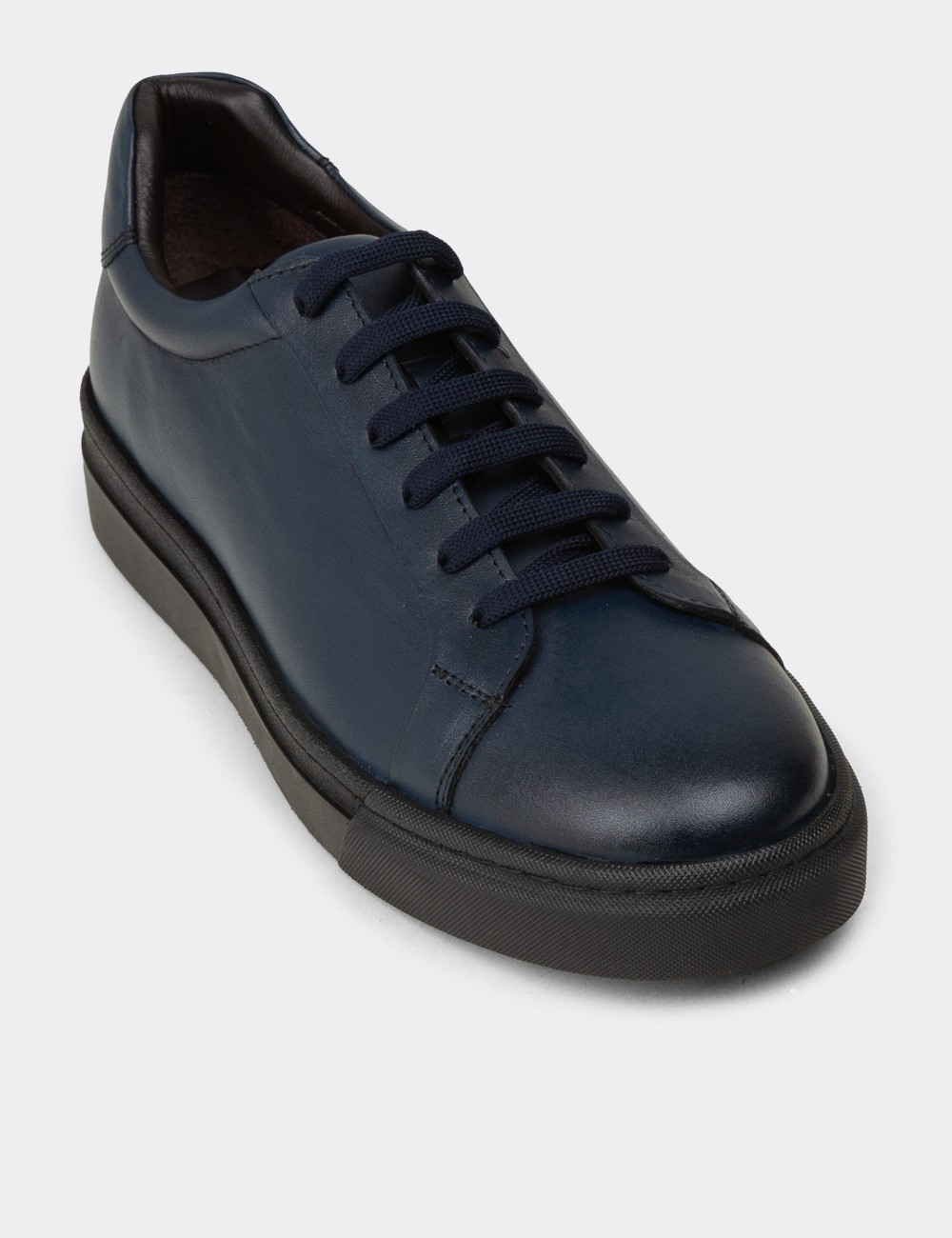 Men's Navy Leather Sneakers - 02018MLCVC02