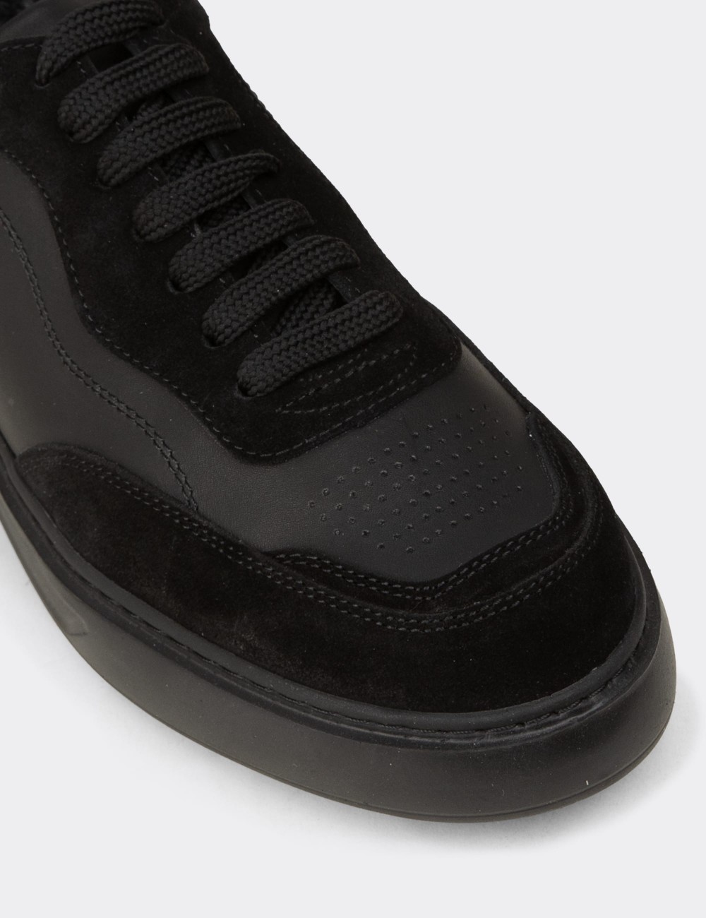 Men's Black Leather Sneakers - 02013MSYHE01