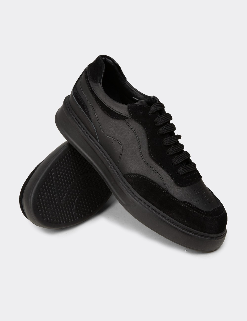 Men's Black Leather Sneakers - 02013MSYHE01