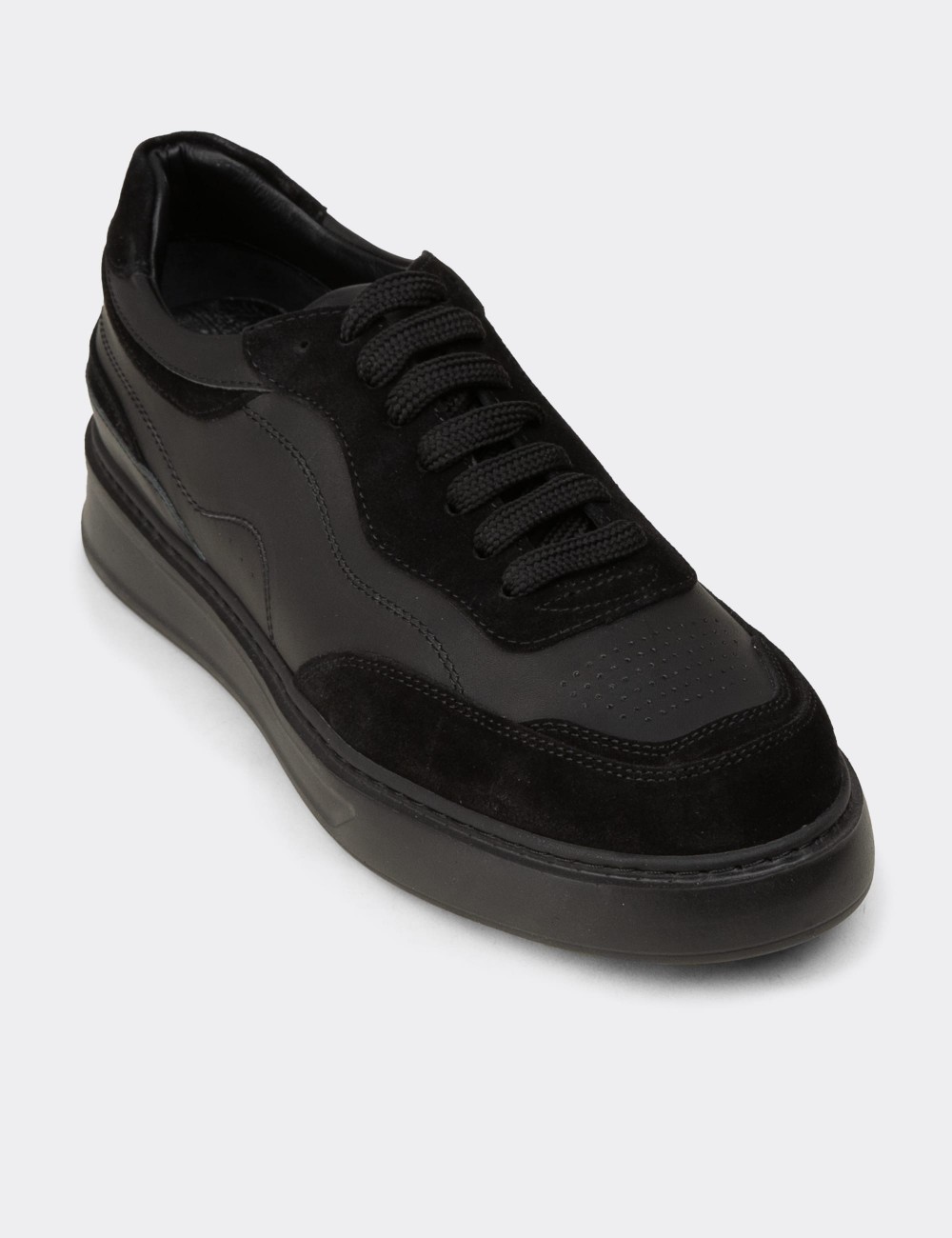 Men's Black Leather Sneakers - 02013MSYHE01