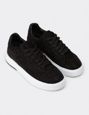 Women's Black Sneakers