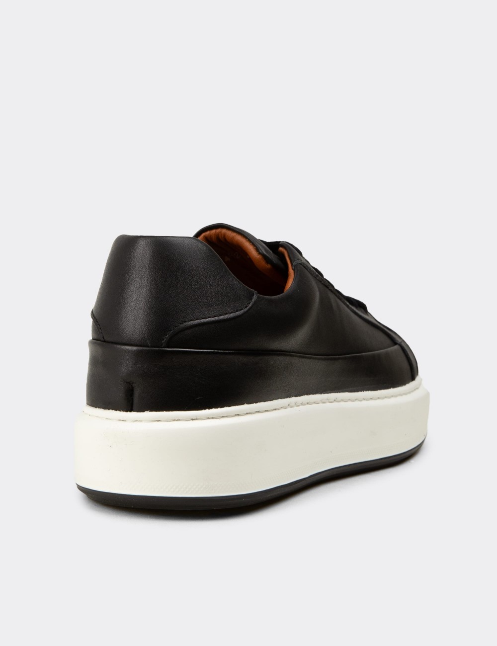 Men's Black Leather Sneakers - E4482MSYHC01