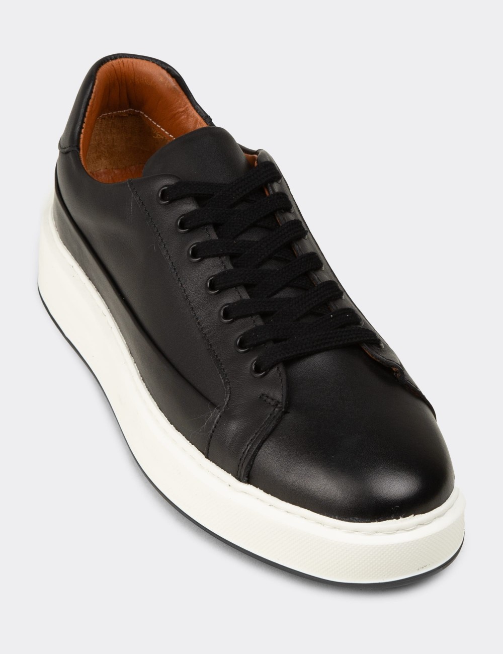 Men's Black Leather Sneakers - E4482MSYHC01