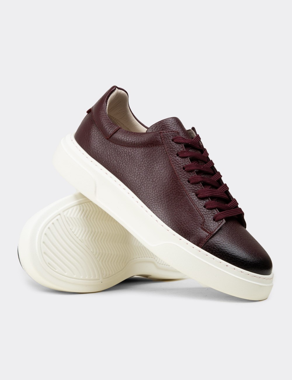 Men's Burgundy Leather Sneakers - 04651MBRDE01