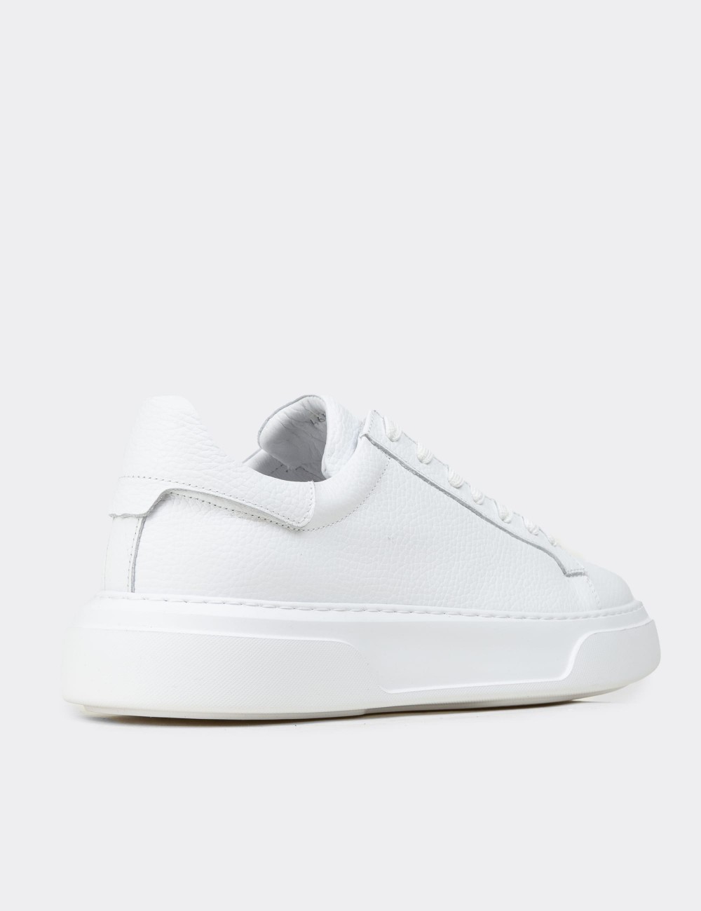 Men's White Leather Sneakers - 04651MBYZE01