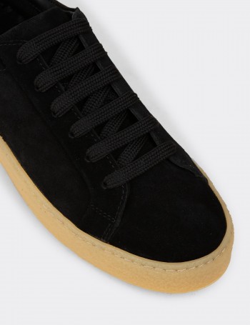 Men's Black Suede Sneakers
