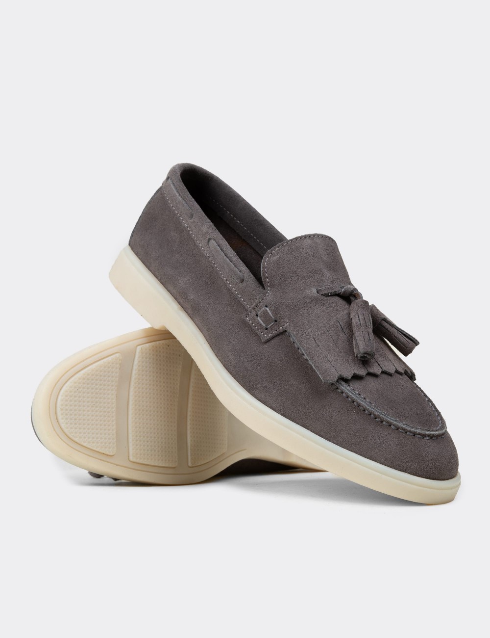 Men's Gray Suede Leather Tassel Loafers - 02030MGRIC02