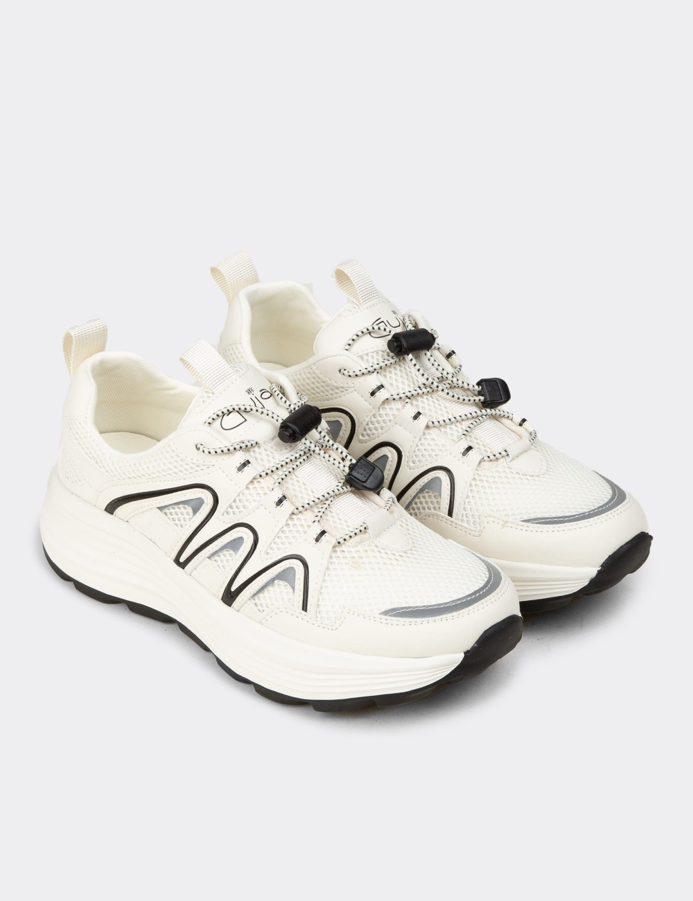 Women's White Sneakers - 26319ZBYZE01