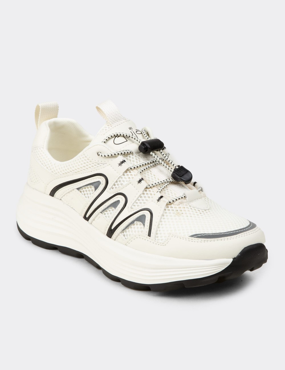 Women's White Sneakers - 26319ZBYZE01