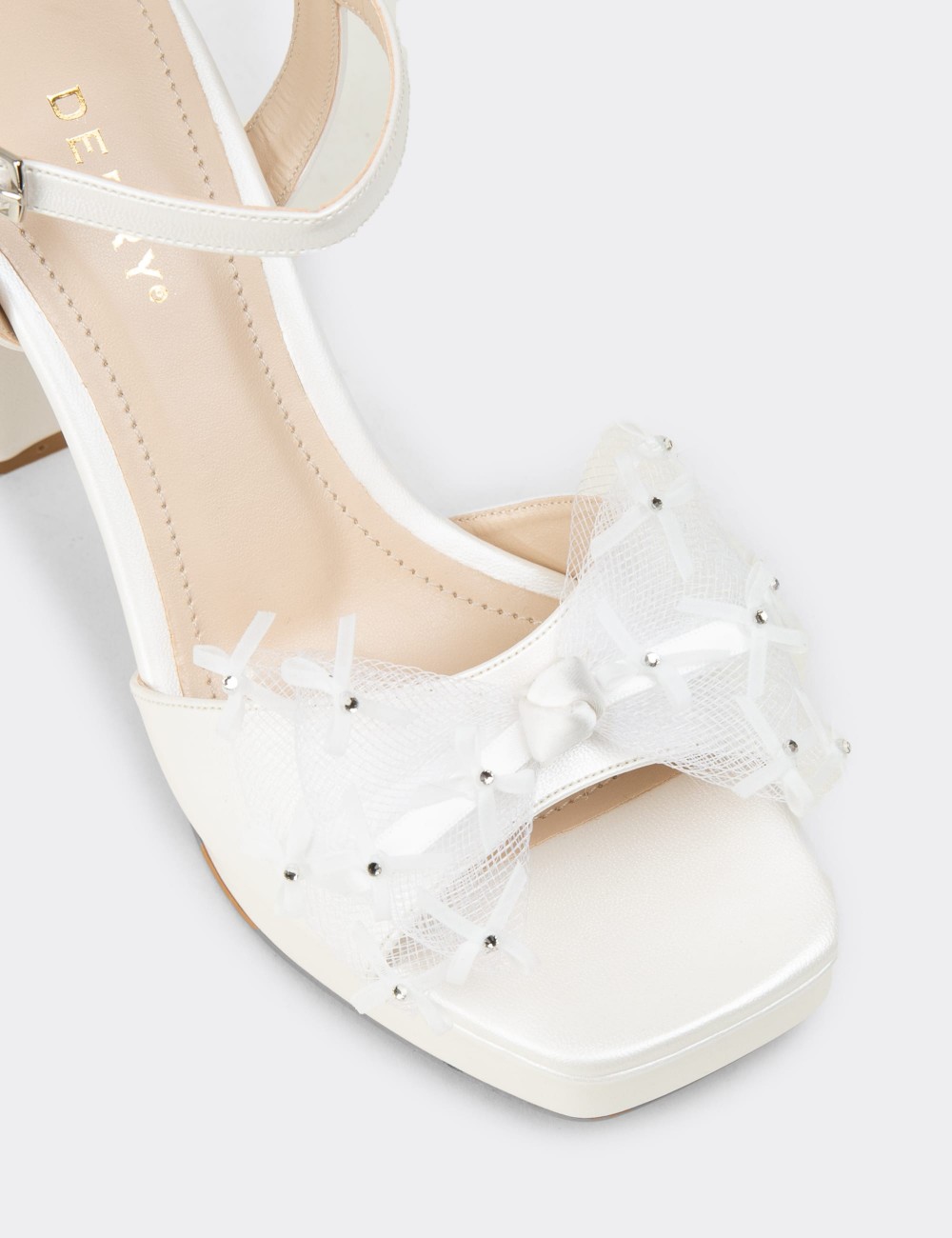 Women's White Evening Heel - K0104ZSDFM01