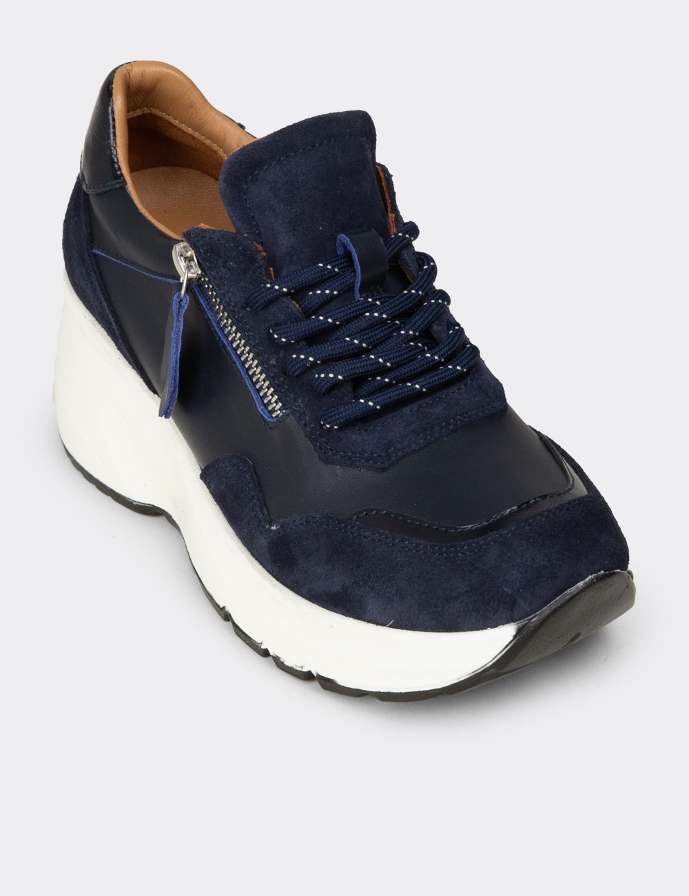 Women's Navy Suede Leather Platform Sneakers - M9147ZLCVC01