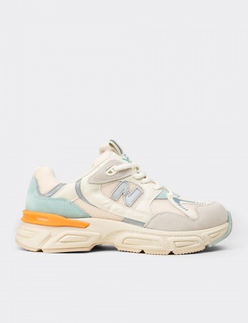 Women's Beige Sneakers
