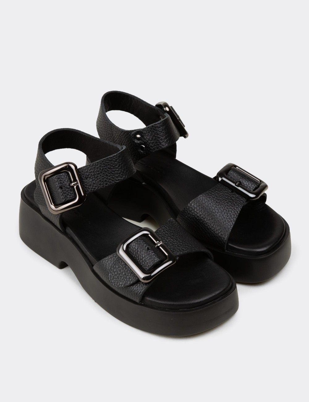 Women's Black Leather Sandals - L2529ZSYHP01