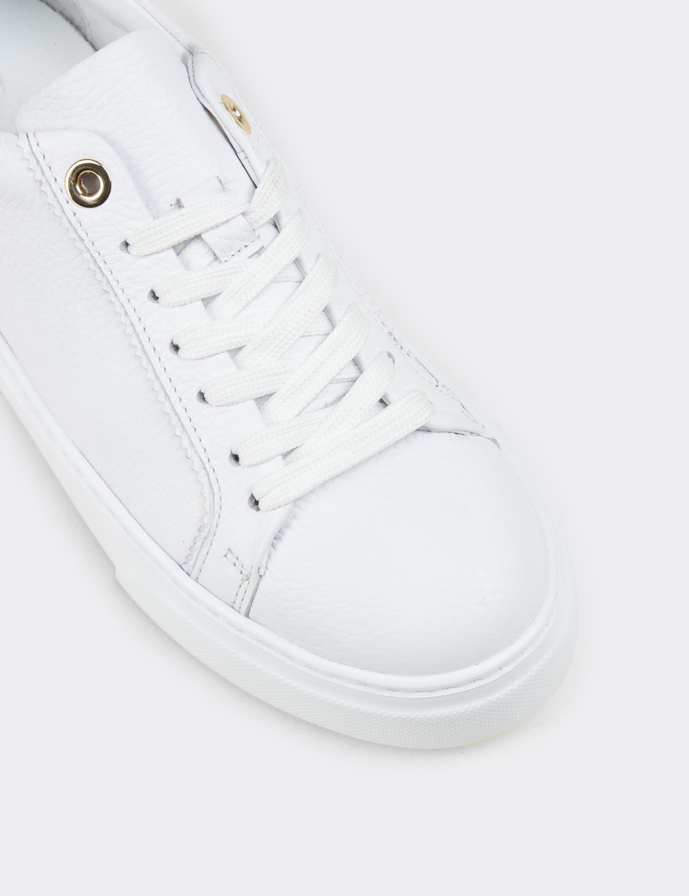 Women's White Leather Sneakers - 00502ZBYZE01