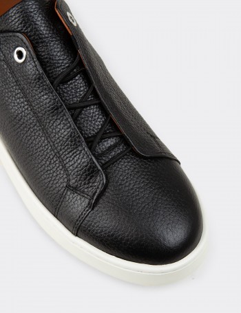 Men's Black Leather Sneakers
